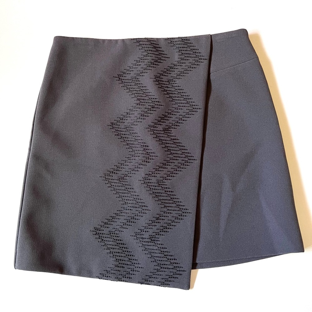NWT Lord & Taylor 424 Fifth Skirt Minimalist Completely Lined Zig Zag